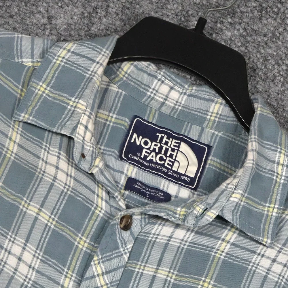 The North Face Plaid Short Sleeve Button Down Men's Shirt Large Blue White